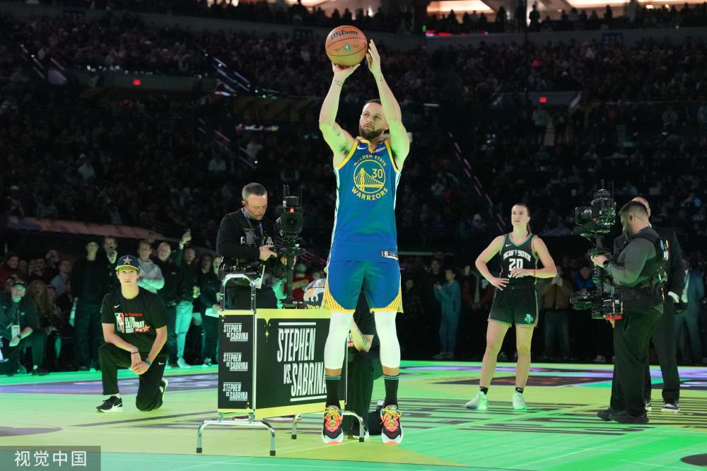 速滑馆的建 速滑馆的建