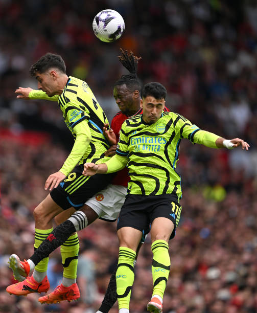 他同时表达 他同时表达