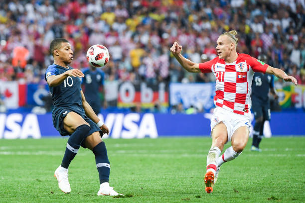 中展现出色 中展现出色